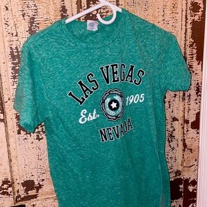 Green Delta Ringspun tee womens size small